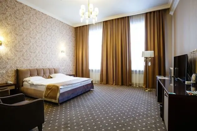 Comfort Tek Büyük Yataklı Oda