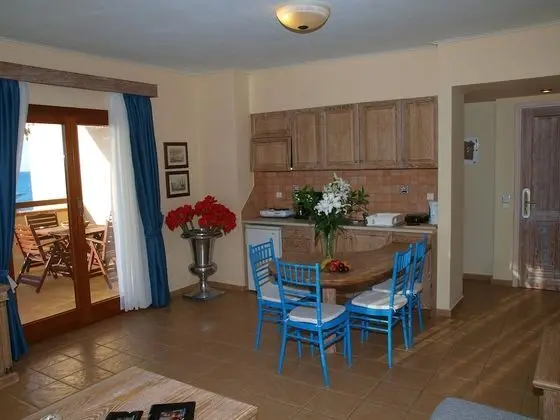 Deluxe One Bedroom Apartment