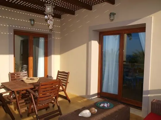 Deluxe One Bedroom Apartment
