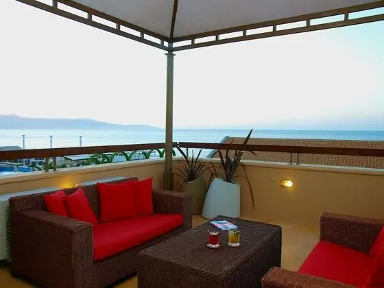 Penthouse With Sea View