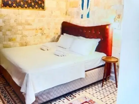Standart Üç Kişilik Oda, Sokak Manzaralı