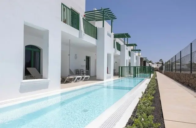 Double Swim up