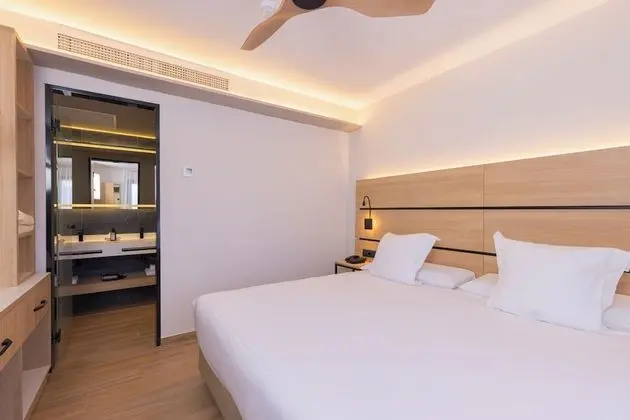 Superior Suite with private pool