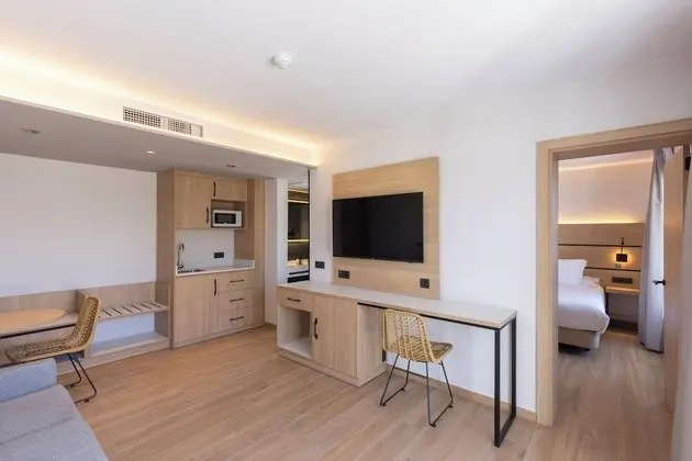 Superior Suite with private pool