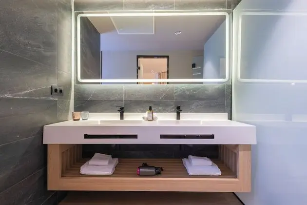 Superior Suite with private pool