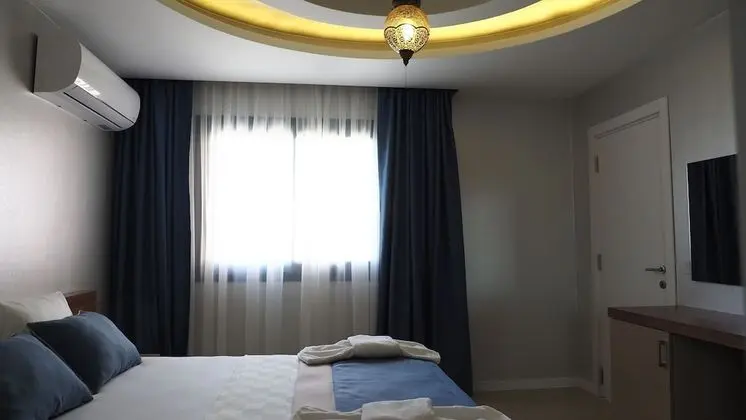 Deluxe Tek Büyük Yataklı Oda