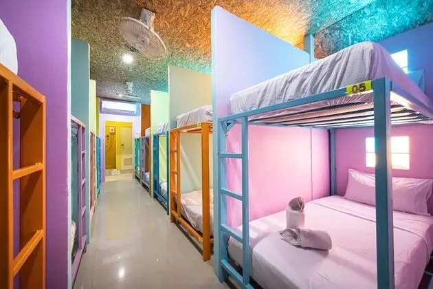 Aircon Dorm Room - Lower Bed: 12 Beds (sharing facilities)