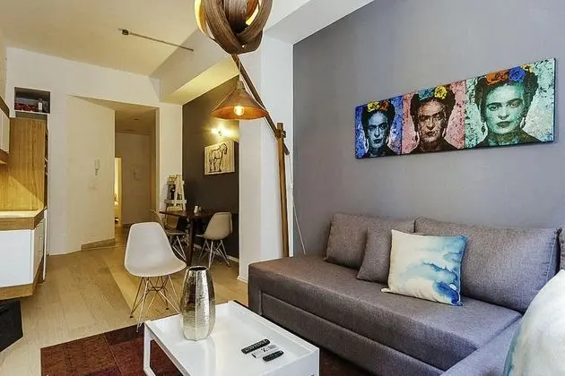 Design Çatı Katı (Loft), 1 Büyük (Queen) Boy Yatak ve Çekyat, Mutfak