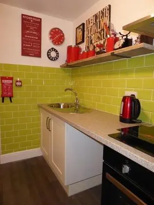 Standard Apart Daire, Banyolu/Duşlu (Red Rose Apt)