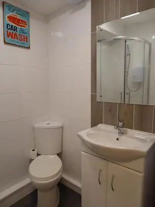 Standard Apart Daire, Banyolu/Duşlu (Red Rose Apt)