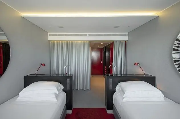 Deluxe Tek Büyük veya İki Ayrı Yataklı Oda