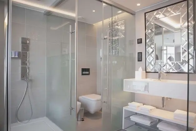 Deluxe Tek Büyük veya İki Ayrı Yataklı Oda