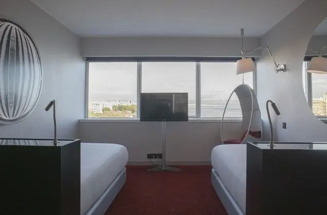 Deluxe Tek Büyük veya İki Ayrı Yataklı Oda