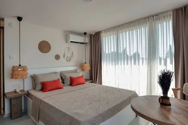 Junior Double Room, Sea View, Sea Facing