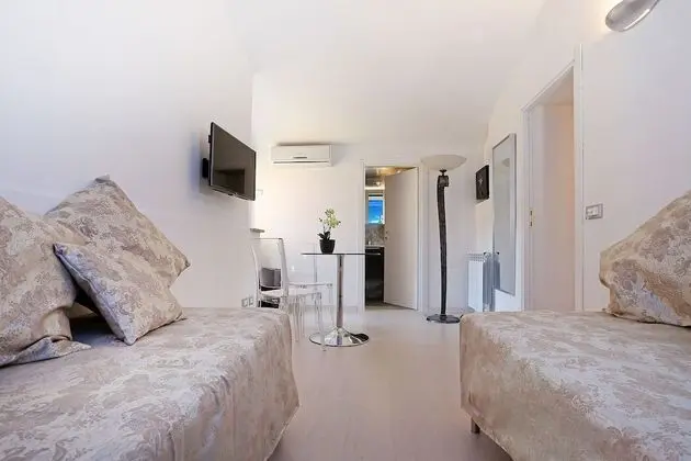 Superior Tek Büyük Yataklı Oda