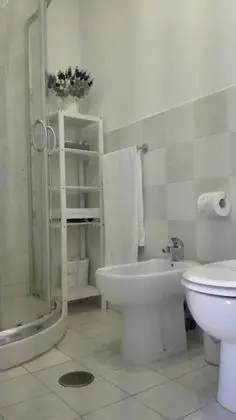 Classic Tek Büyük Yataklı Oda, Balkon, Avlu Manzaralı