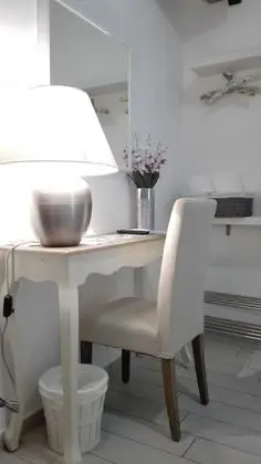 Standard Tek Büyük Yataklı Oda, Balkon, Avlu Manzaralı