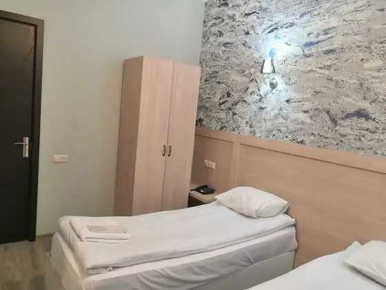 Standard Tek Büyük veya İki Ayrı Yataklı Oda