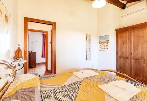 Family Apart Daire, 2 Çift Kişilik Yatak, Bahçeli (Myrtle apt with shared pool)