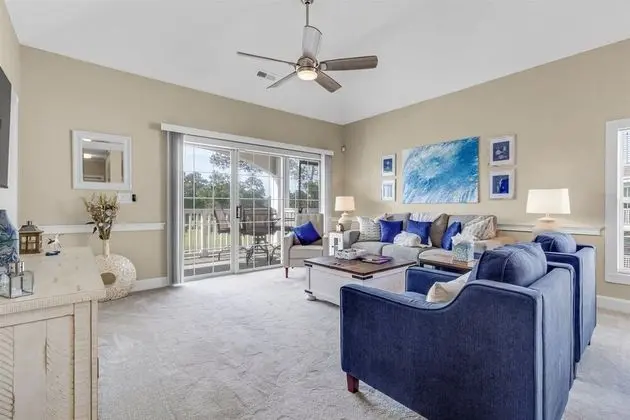 Daire (Myrtlewood 304-4713 ESCAPE!)