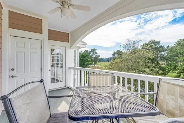 Daire (Myrtlewood 304-4713 ESCAPE!)