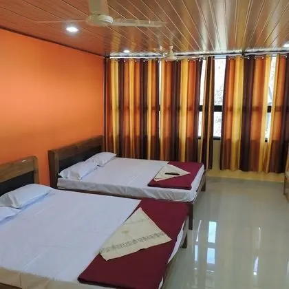 City Dört Kişilik Oda, 2 Büyük (Queen) Boy Yatak, Özel Banyo, Şehir Manzaralı