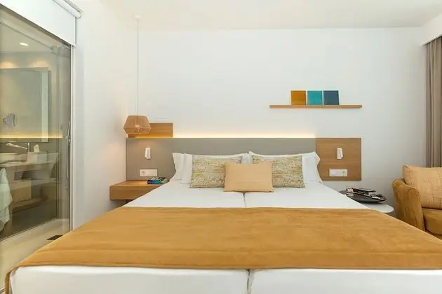 Superior Tek Büyük Yataklı Oda, Balkon, Deniz Manzaralı