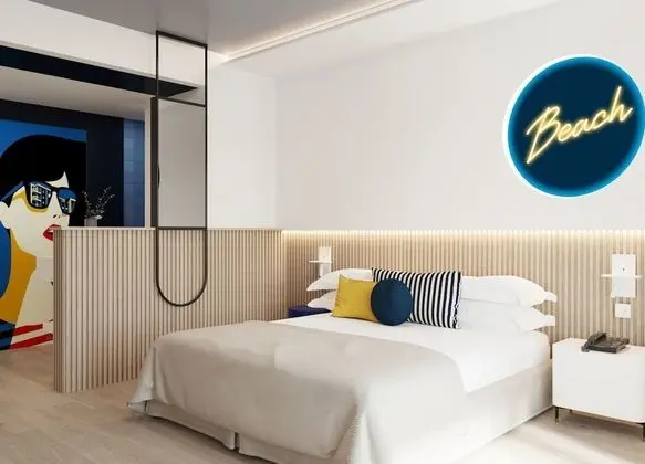 Tek Büyük Yataklı Oda, Balkon, Deniz Manzaralı