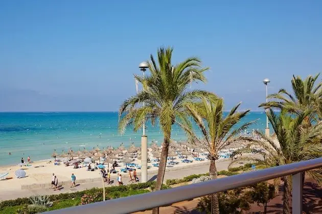 Tek Büyük Yataklı Oda, Deniz Manzaralı (Frontal)