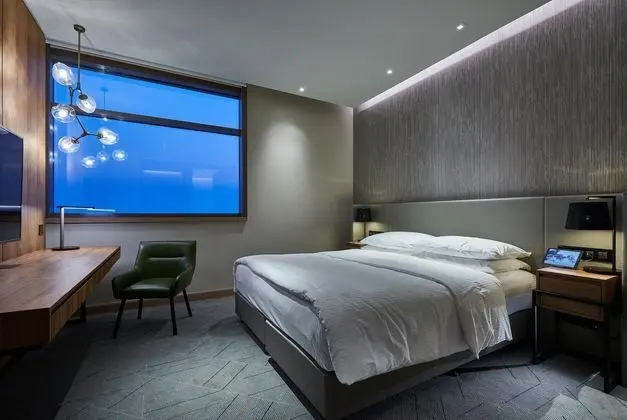One Bedroom Suite