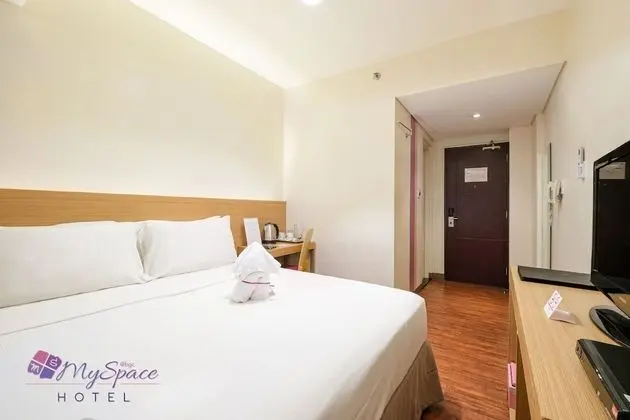 Deluxe İki Ayrı Yataklı Oda