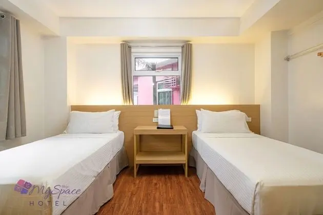 Deluxe İki Ayrı Yataklı Oda