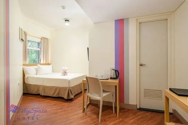 Standard Tek Büyük Yataklı Oda