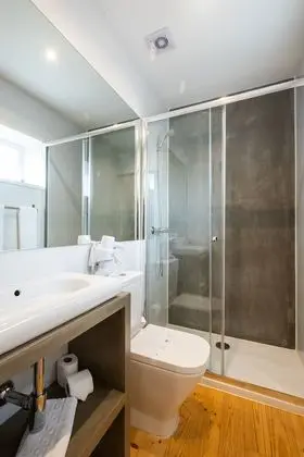 Tek Büyük Yataklı Oda, 1 Çift Kişilik Yatak