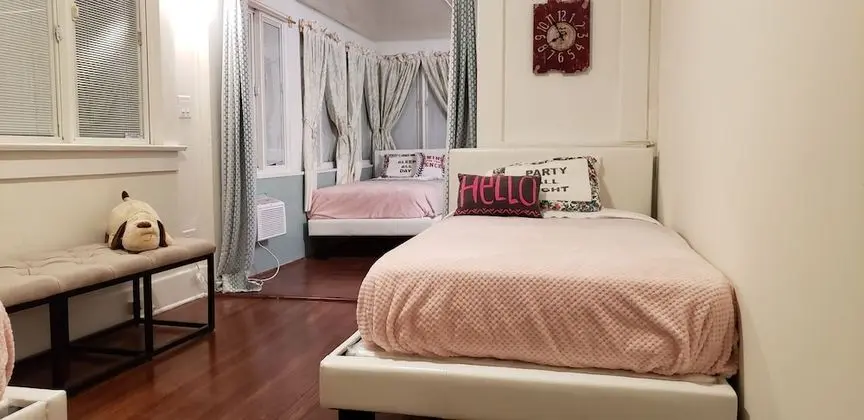 Basic Ortak Ranzalı Oda, Sadece kadınlar için