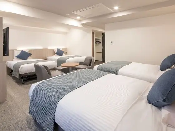 Deluxe Dört Kişilik Oda, Sigara İçilmez