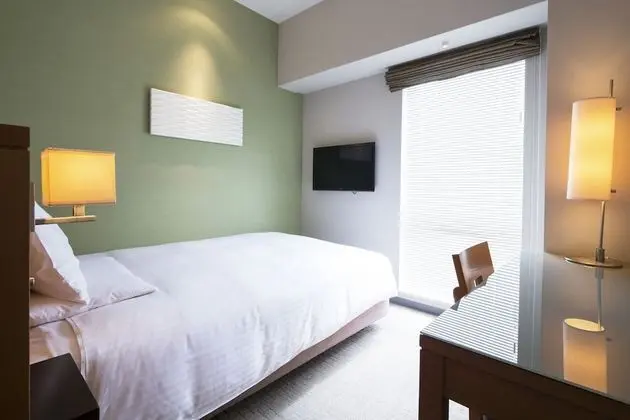 Oda, Sigara İçilmez (Run of House for 1 Adult)