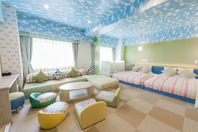 Family Oda, Sigara İçilmez (For Baby And Kids)