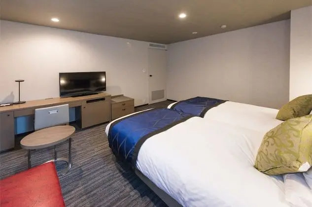 İki Ayrı Yataklı Oda, Sigara İçilmez (Hollywood Twin, 21sqm)