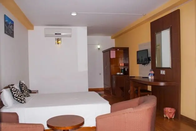 Deluxe Tek Büyük veya İki Ayrı Yataklı Oda