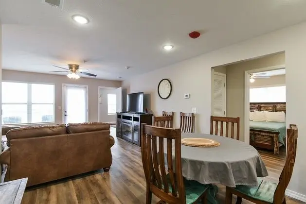 Daire (Mystic Cove Condo - Pool - New everyt)