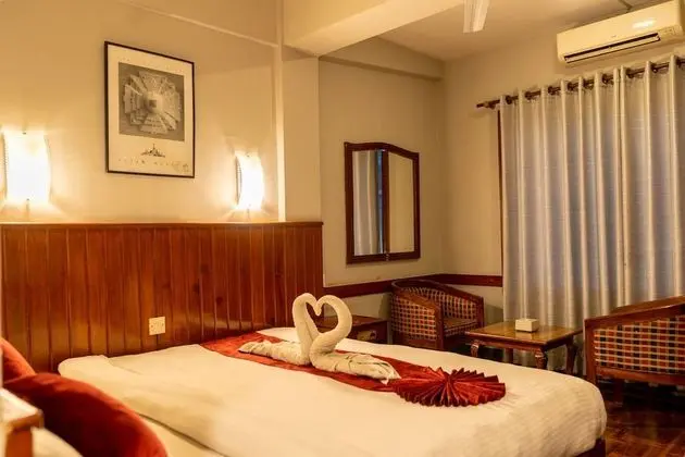 Deluxe Tek Büyük Yataklı Oda