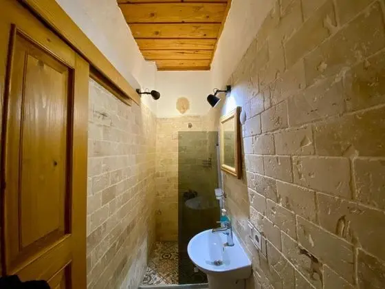 Çift Kişilik, Bahçe Manzaralı
