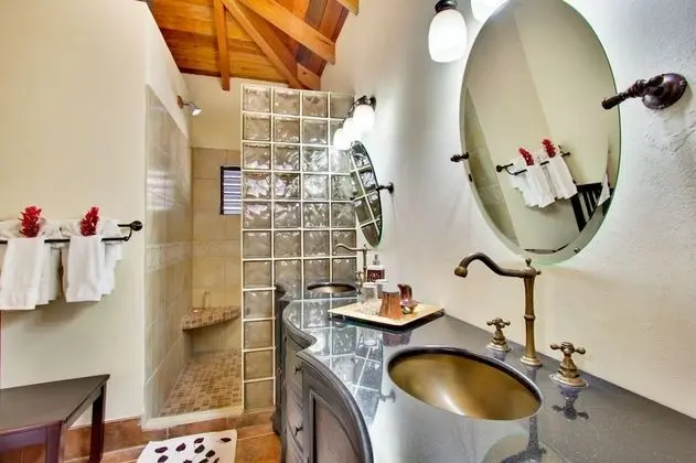 1 Bedroom Suite, River View