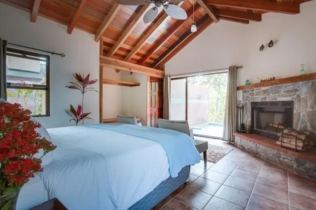 Cloud9 Suite, Private Pool, River View