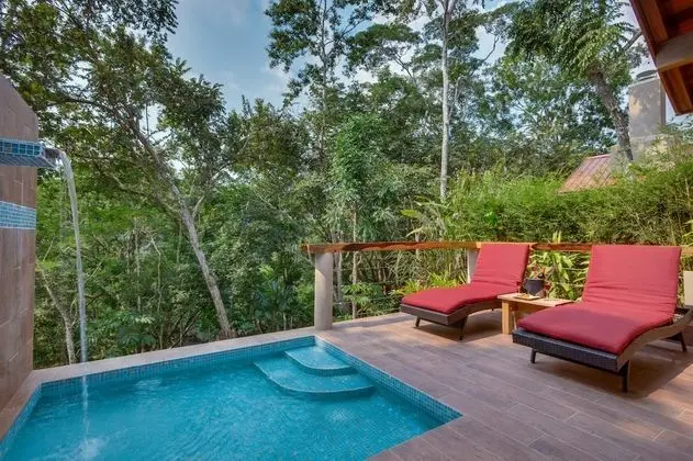 Cloud9 Suite, Private Pool, River View