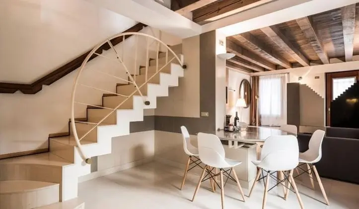 Apart Daire, 3 Yatak Odası, Kanal Manzaralı