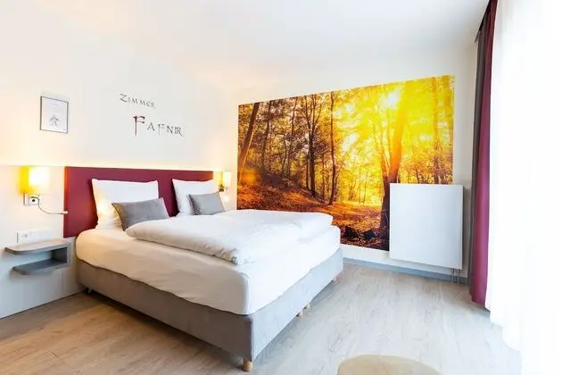 Classic Oda, 1 Büyük (Queen) Boy Yatak ("Fafnir")