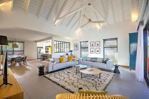Villa, 4 Yatak Odası, Kişiye Özel Havuzlu
