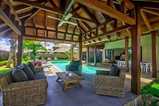 Villa, 4 Yatak Odası, Kişiye Özel Havuzlu